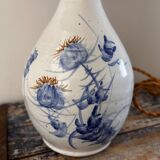 Lampe à poser en grès à fleurs