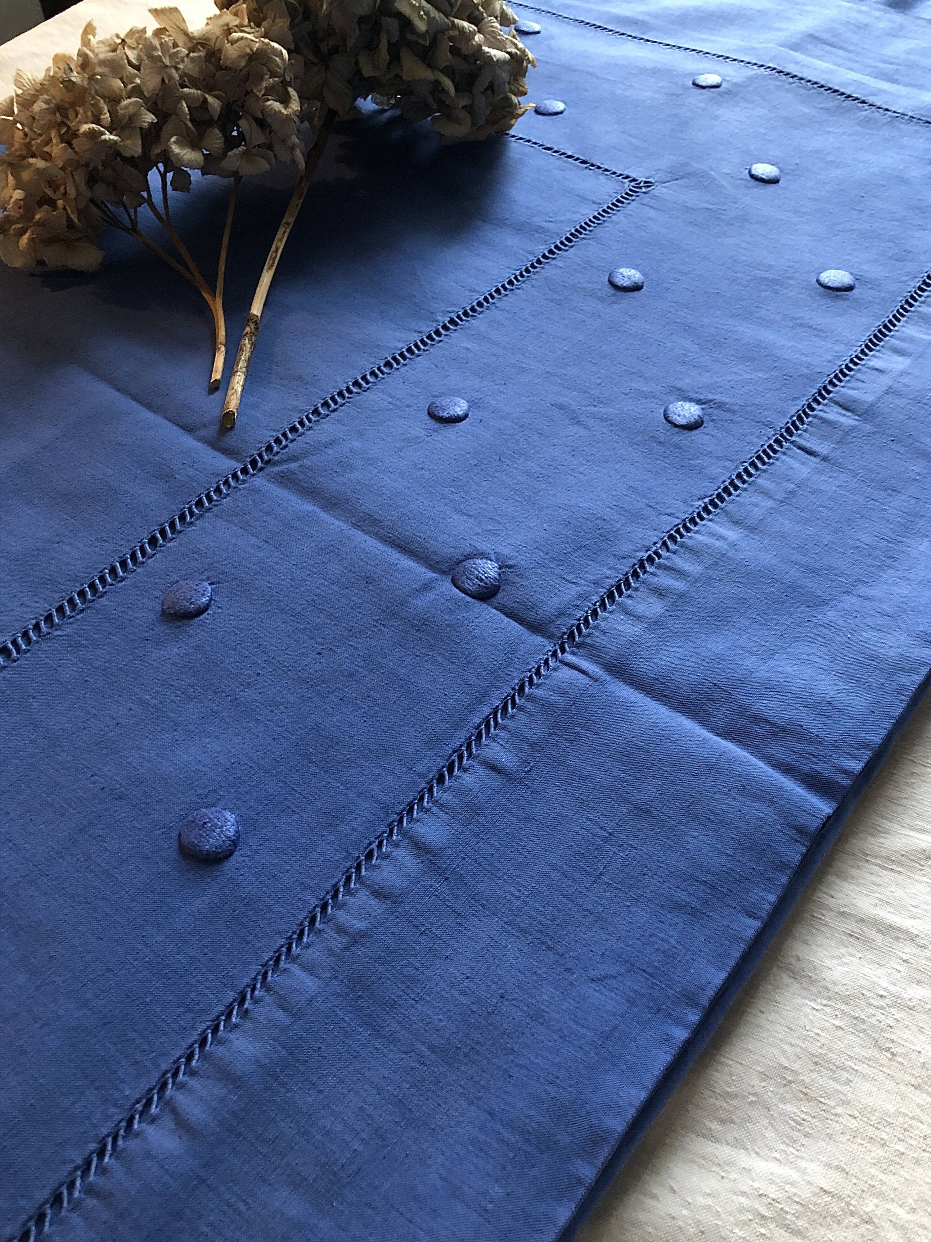 Vintage cloth in linen and cotton dyed in Mediterranean blue