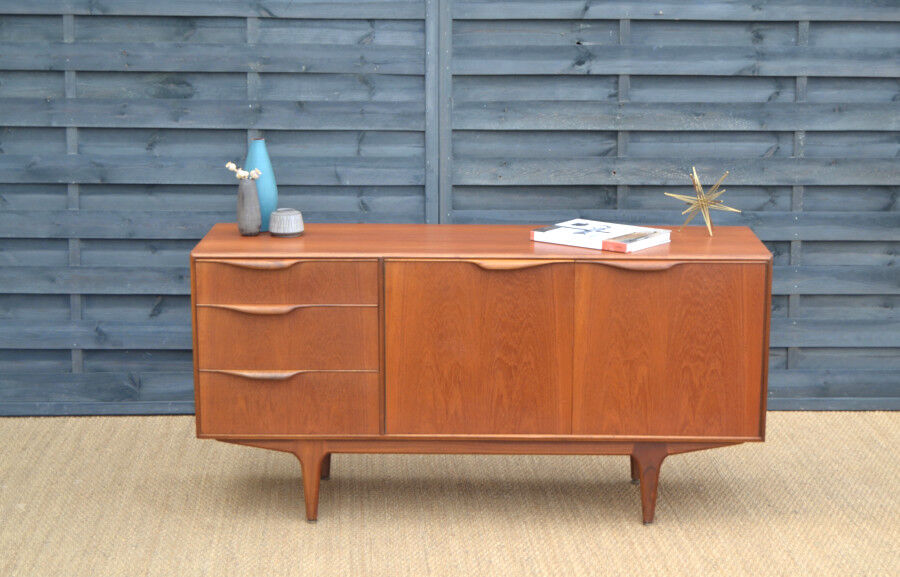 Enfilade en teck par McIntosh 151 cm