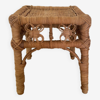 Rattan stool peacock