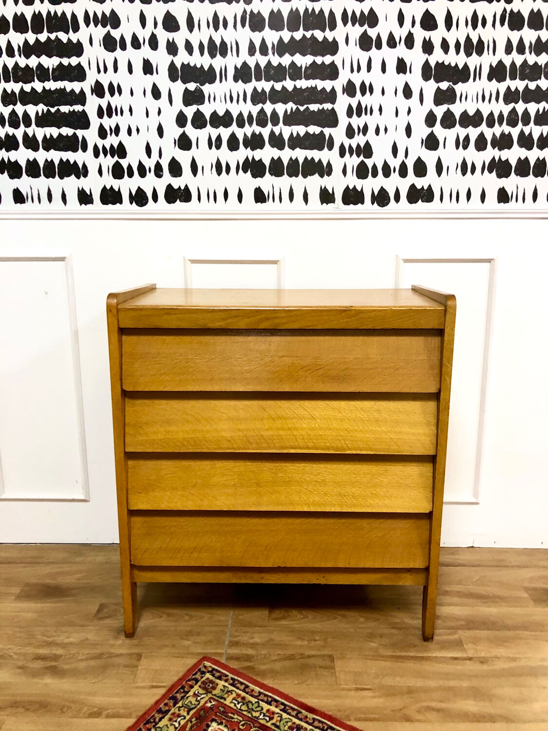 Vintage Scandinavian chest of drawers