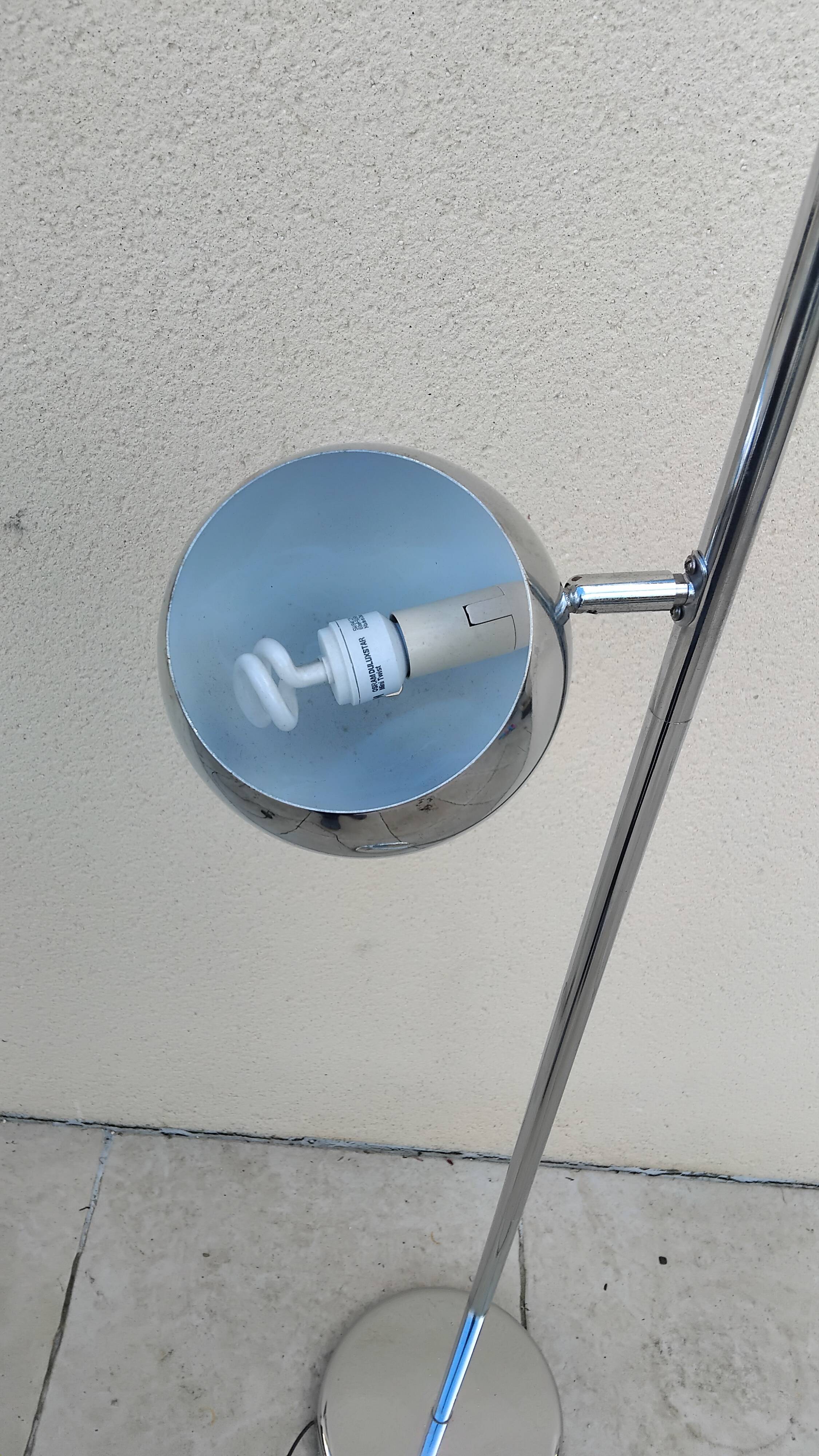 Vintage chrome eyeball floor lamp with adjustable ball spotlights