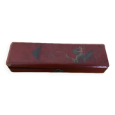 Pen tray in lacquered wood burgundy color Chinese decoration