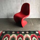 Set of 2 Panton chairs by Verner Panton for Vitra in purple and plum plastic, matte finish.