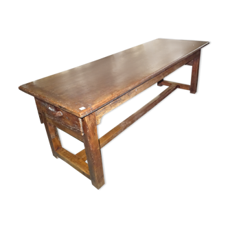 Farm table