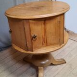 Cabinet with 8 rotating compartments