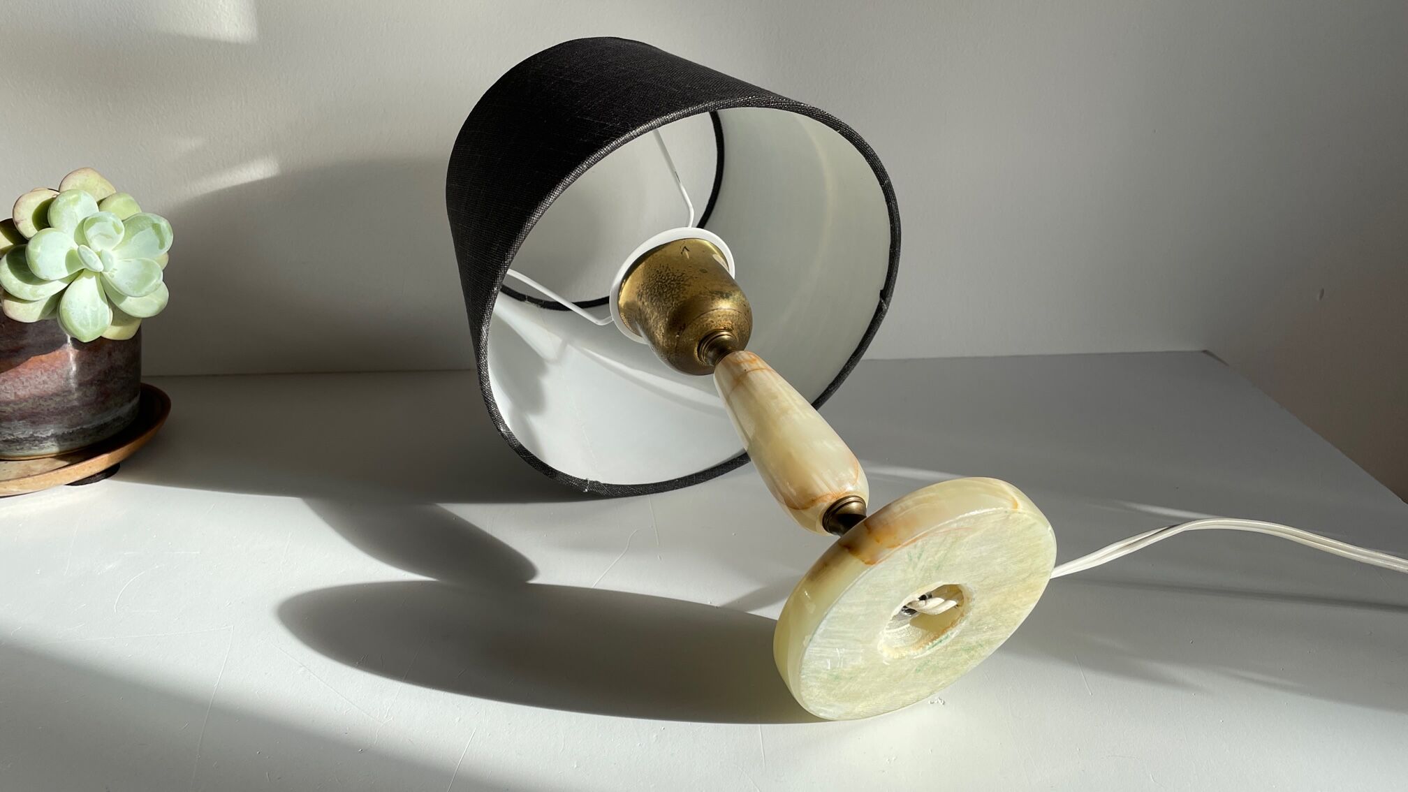 Lamp feet in vintage onyx stone