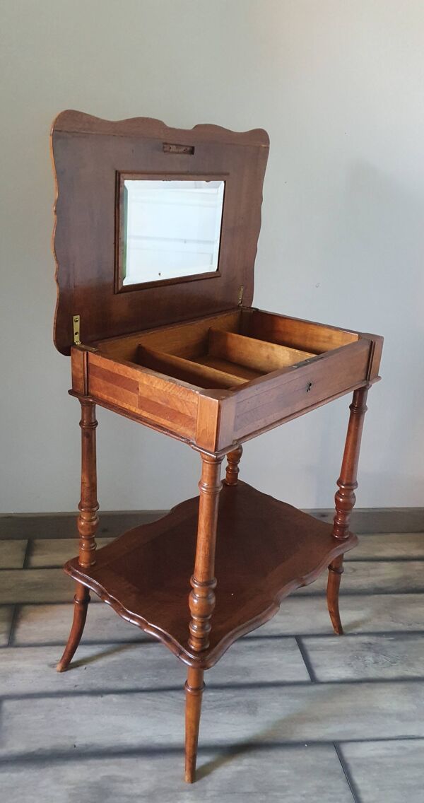 Meuble coiffeuse