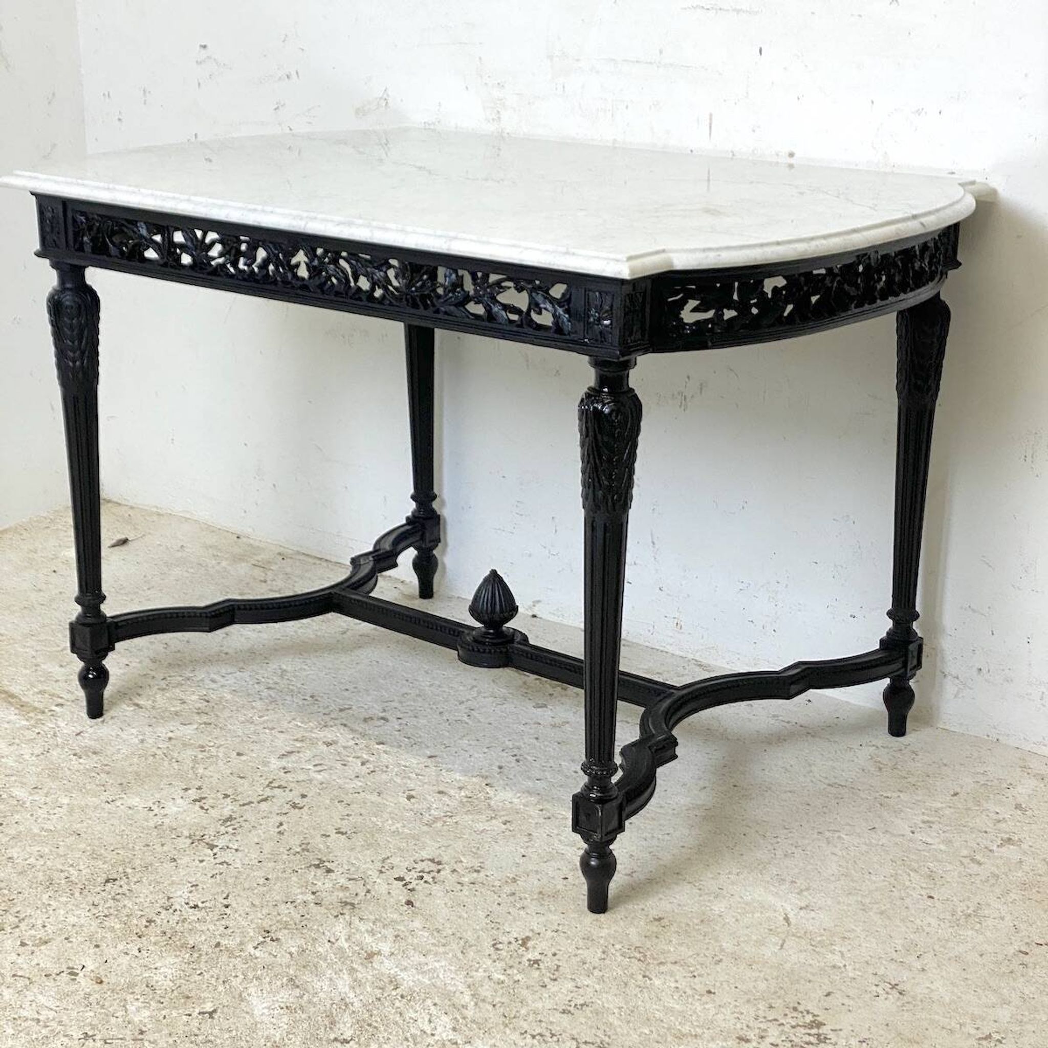 Console ou table de milieu style Louis XVI du XIXème siècle