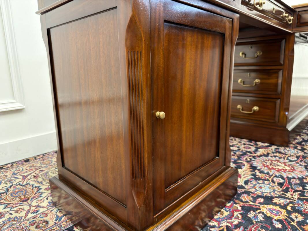 Bureau d'angle Globe Wernicke d'origine