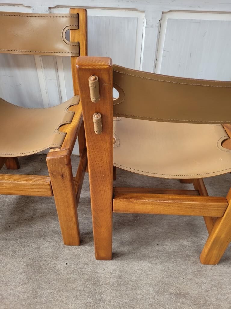 Set of 4 wooden chairs and leather house Regain – 70s