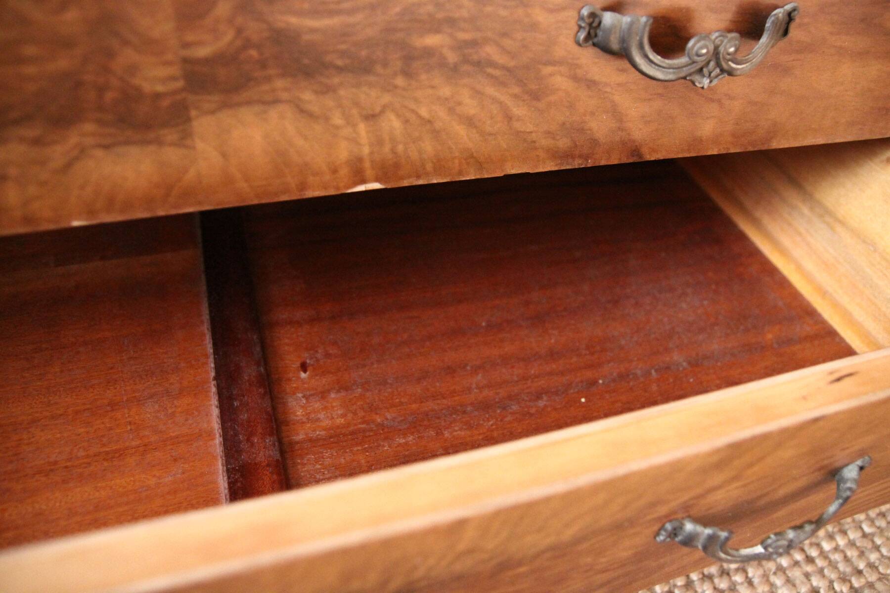 Armoire anglaise Art Déco