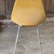 Chaise tonneau par Pierre Guariche