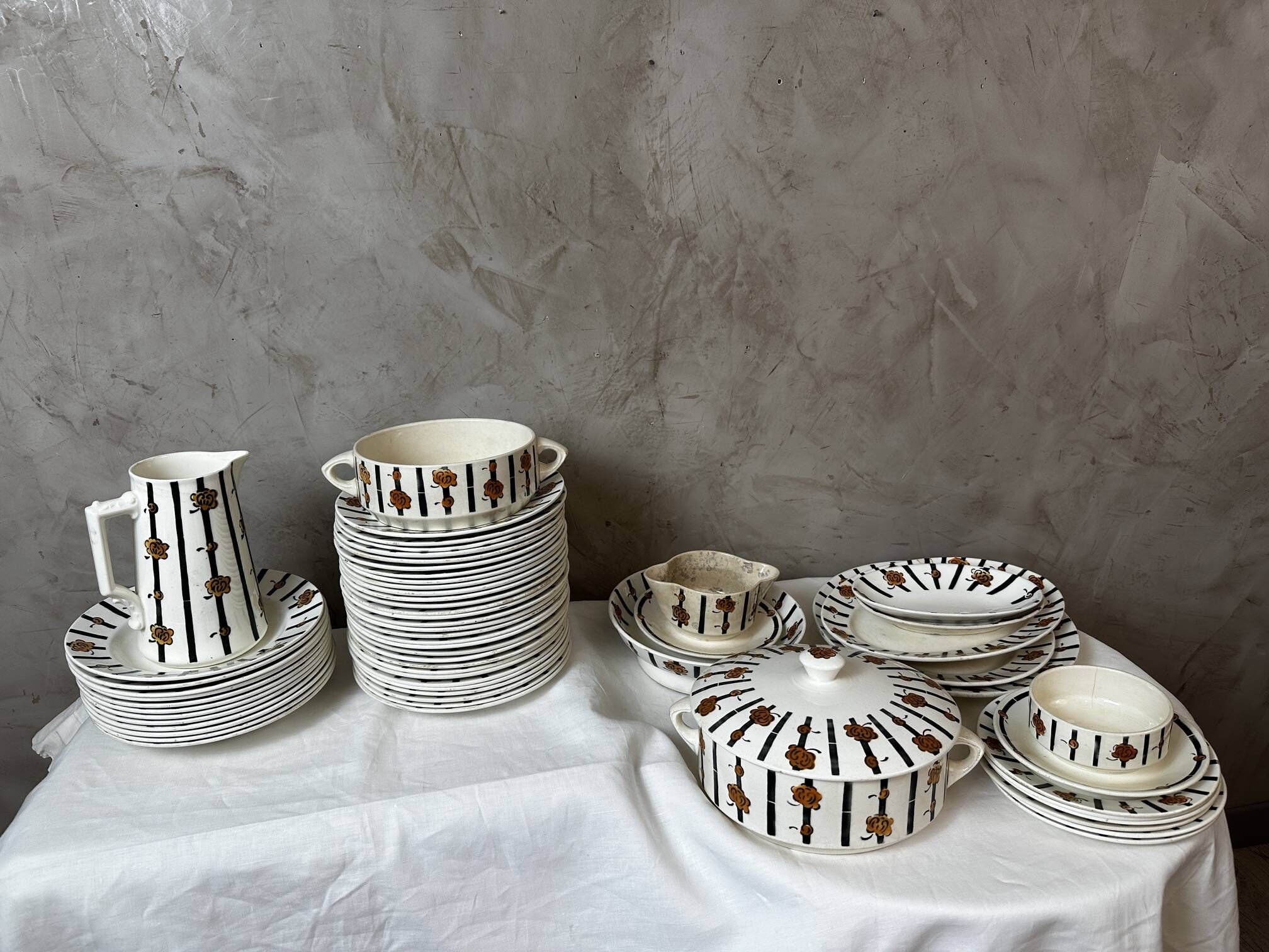 Art Deco Service