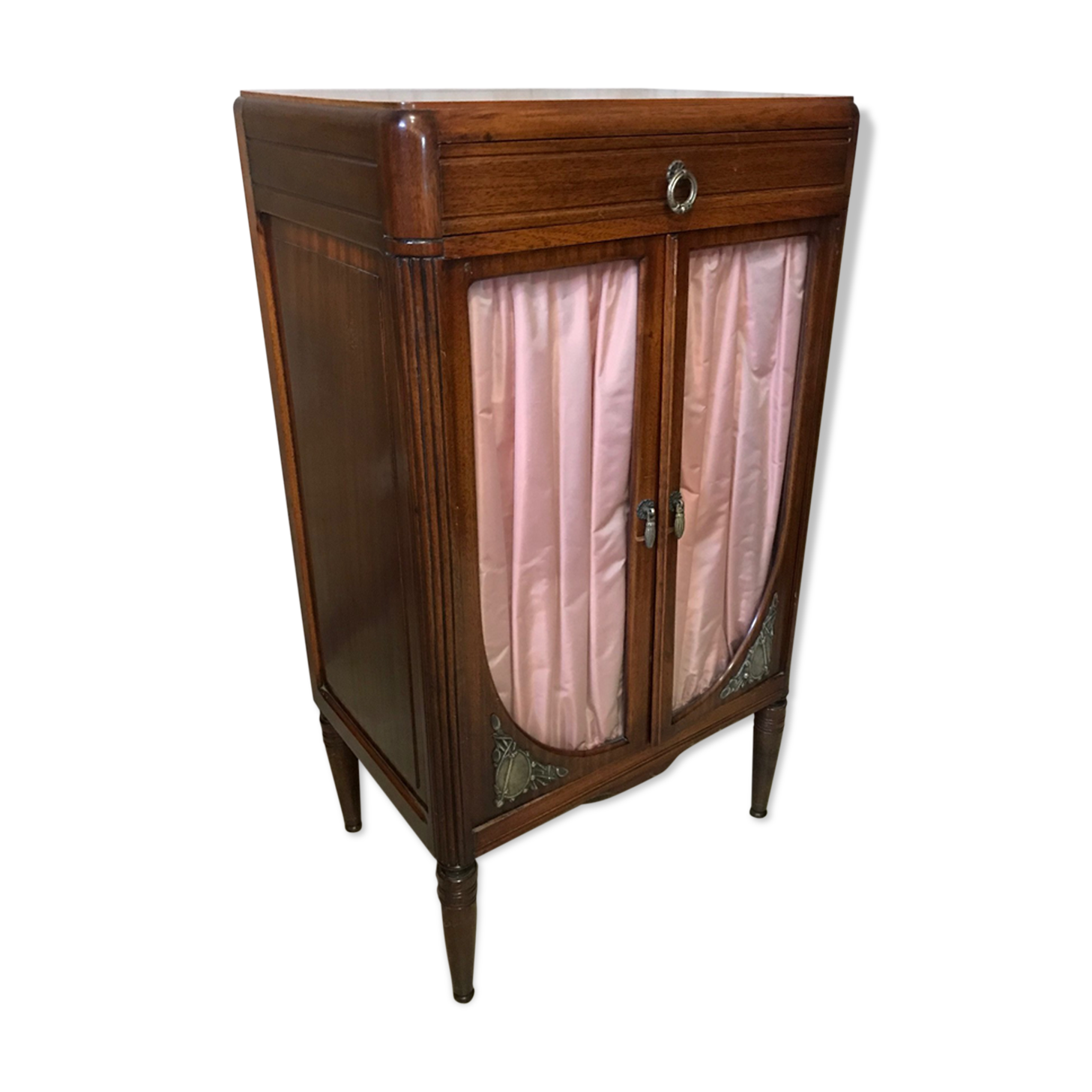 Furniture with partitions 1925