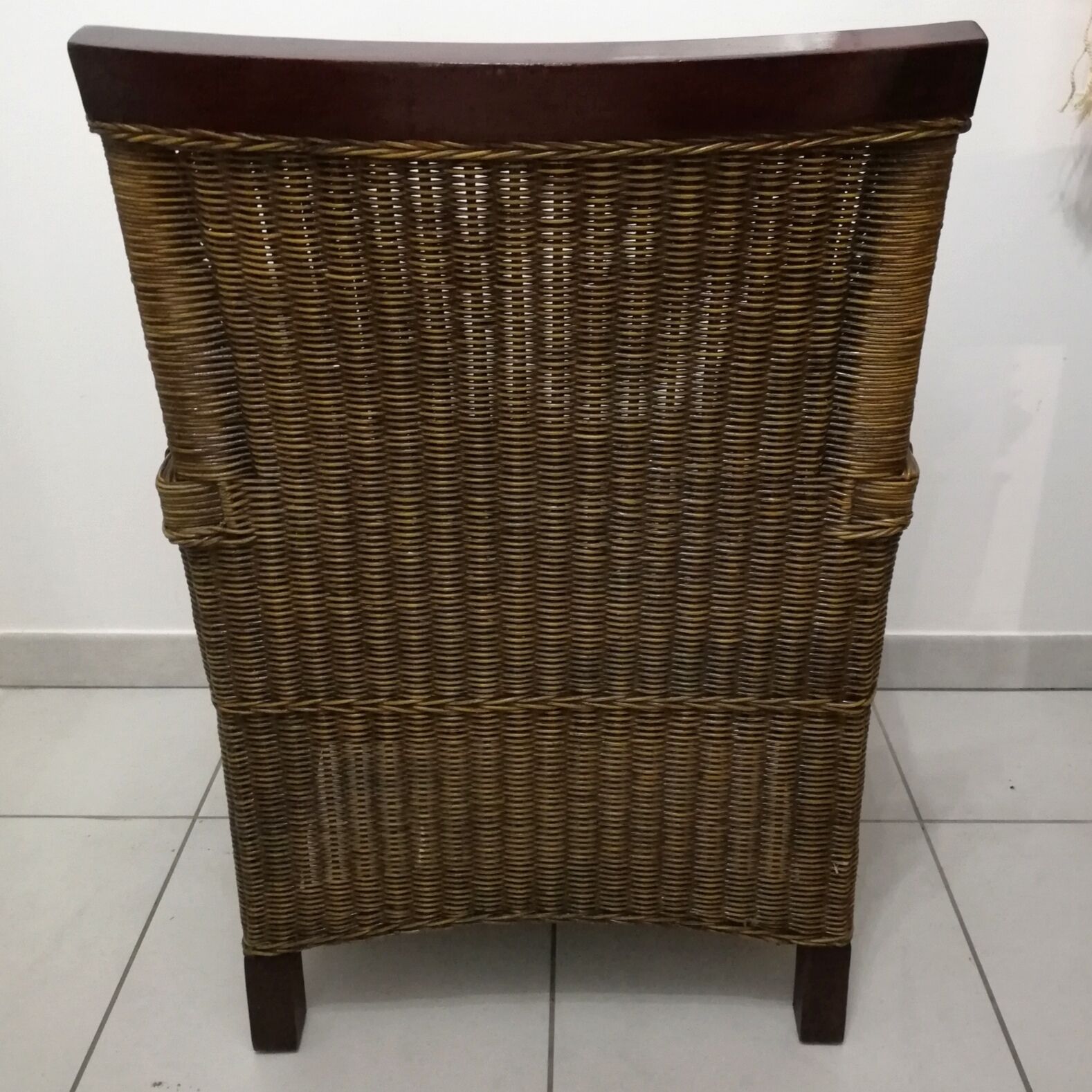 Fauteuil club acajou et rotin