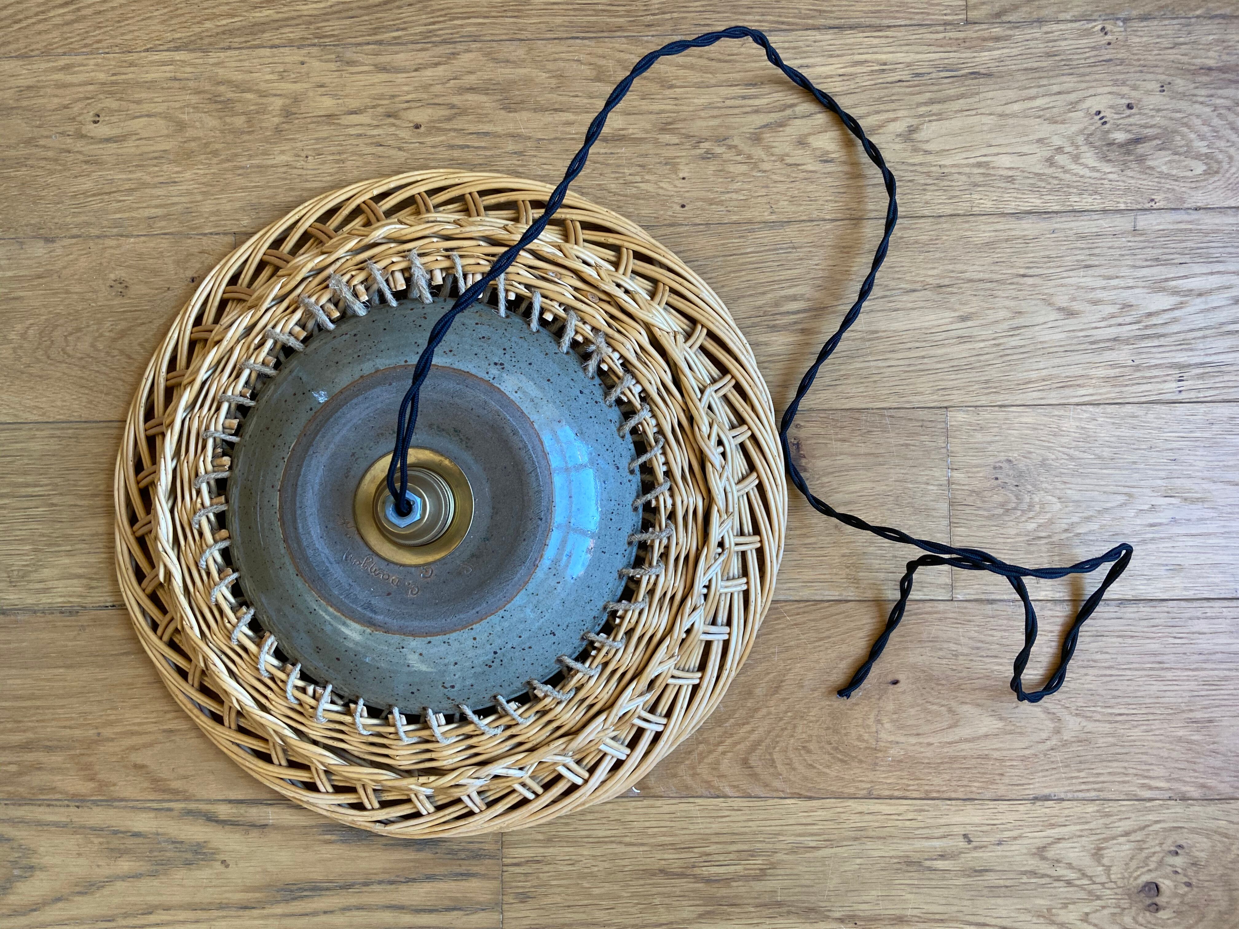 Ceramic and wicker suspension