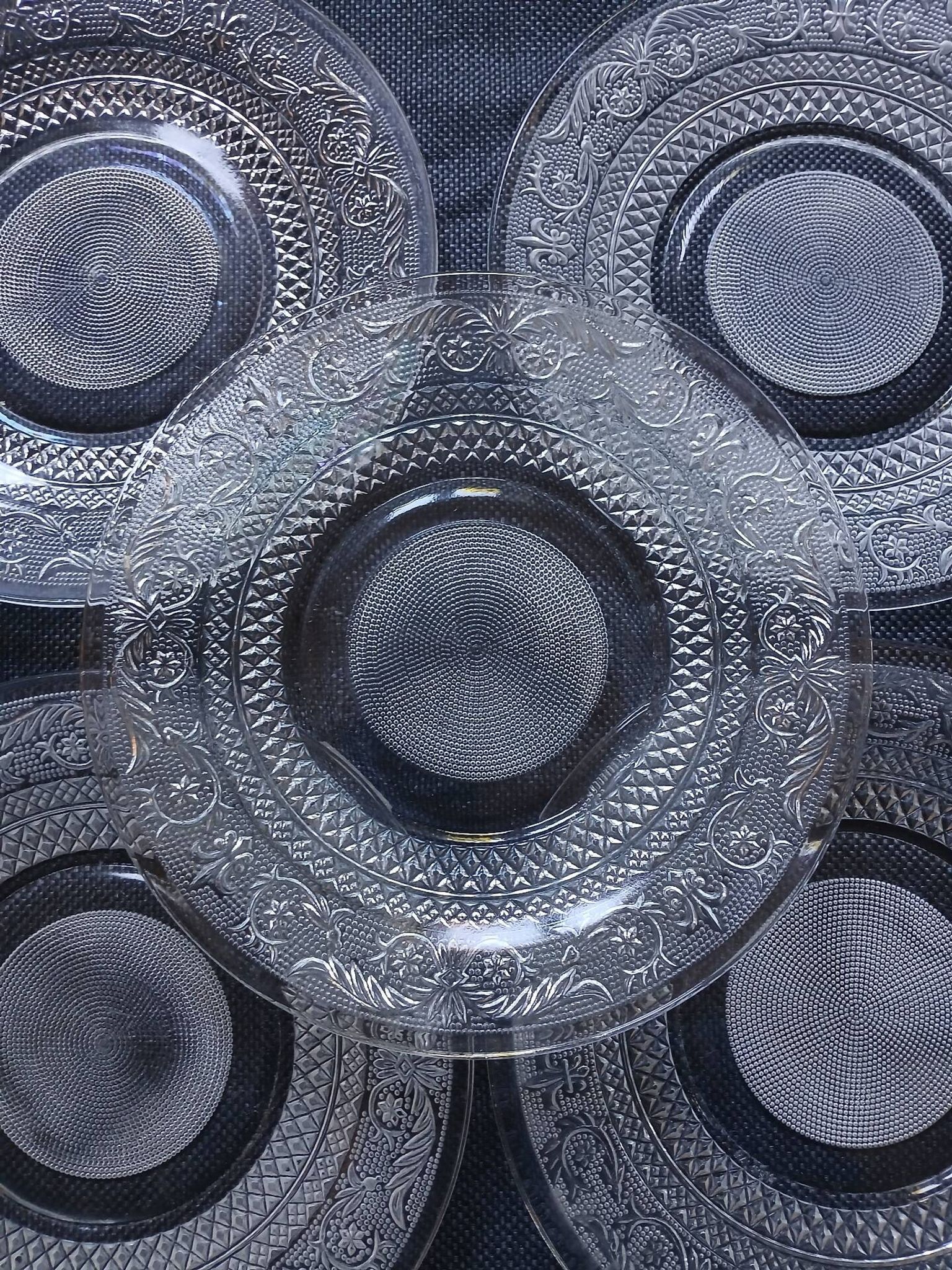 15 assiettes plates vintages années 70/80