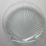 Large shell serving dish
