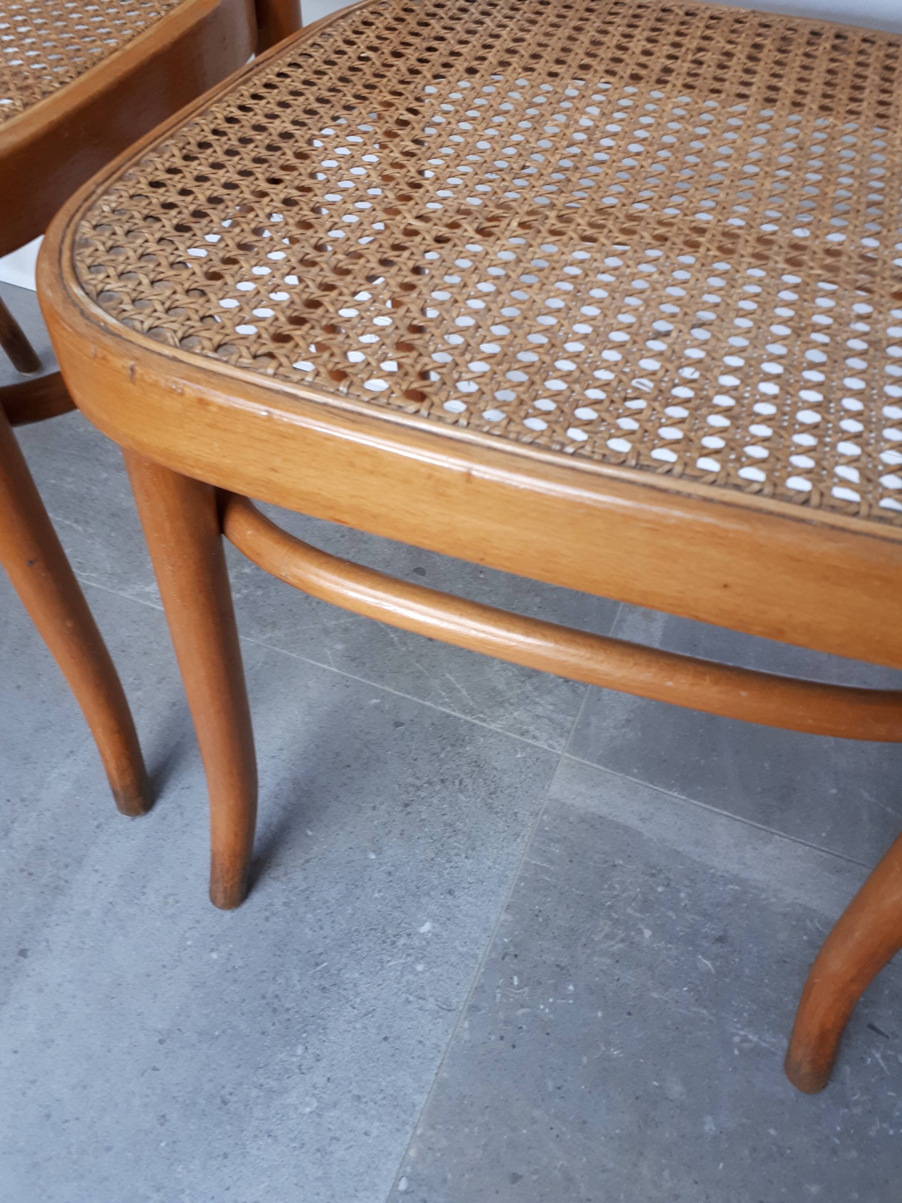 Set of 4 chairs model 811 Hoffman