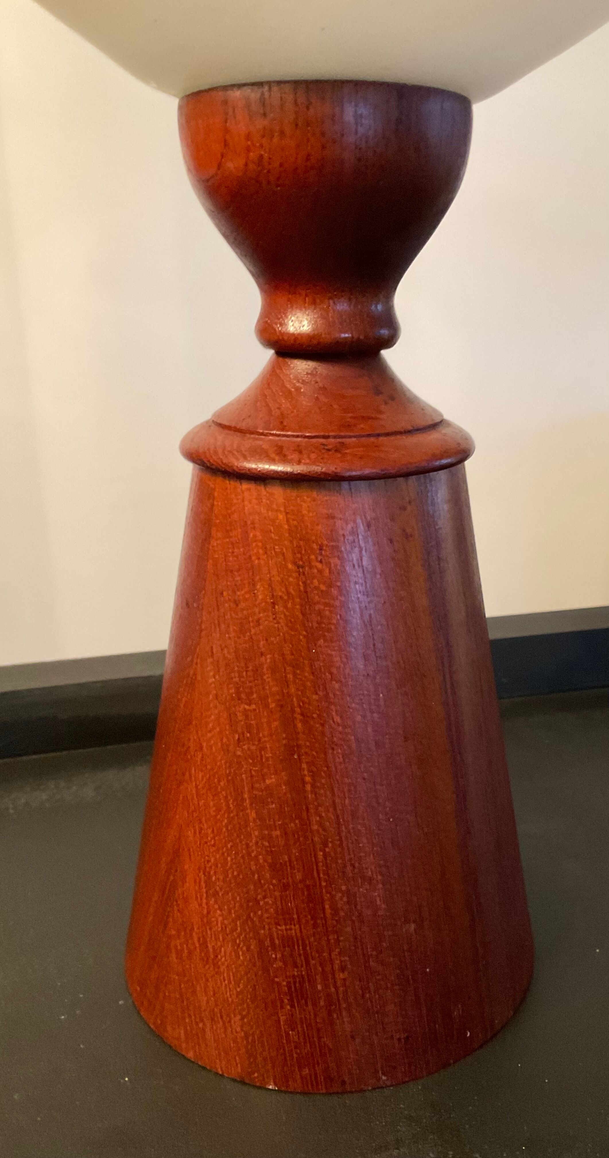 Scandinavian lamp in teak and opaline years 50-60