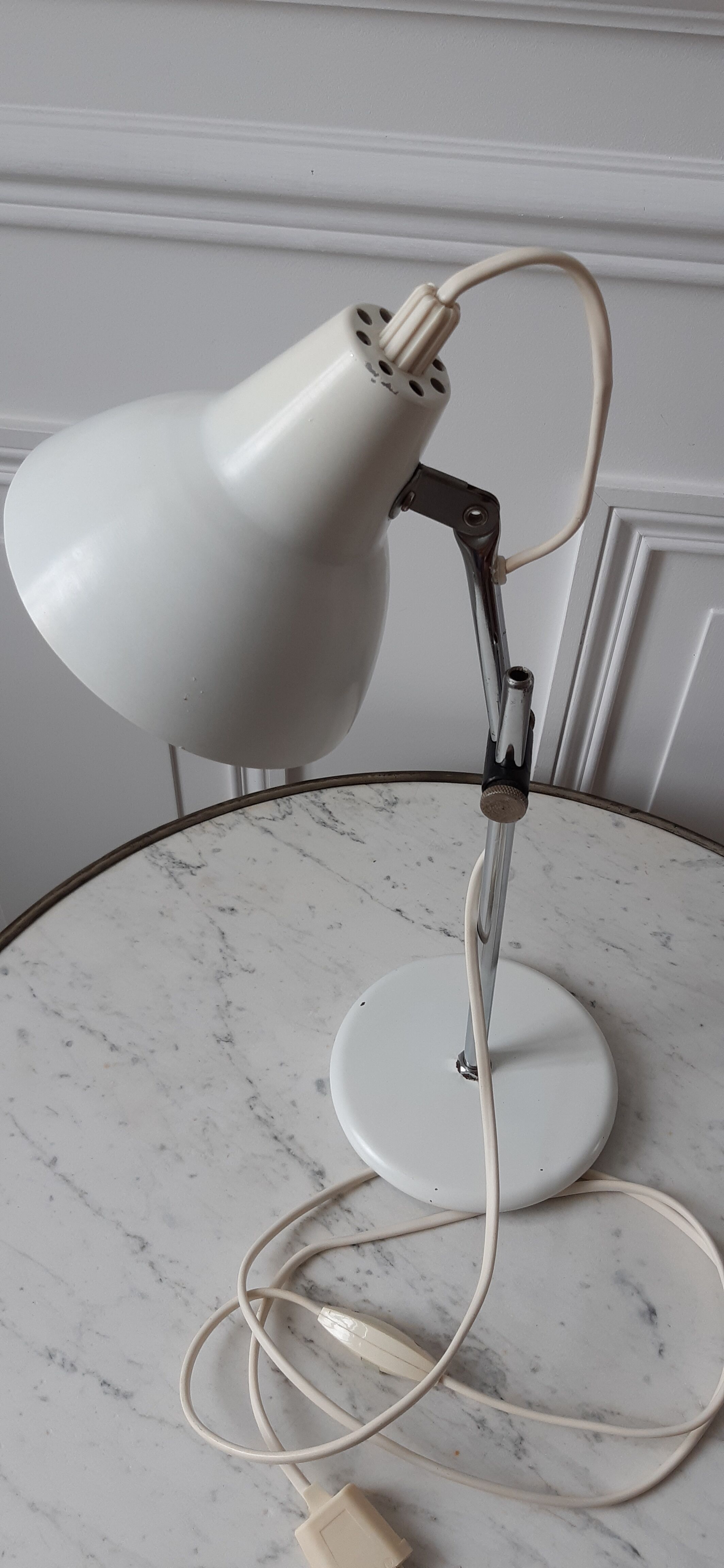 White articulated lamp 70s