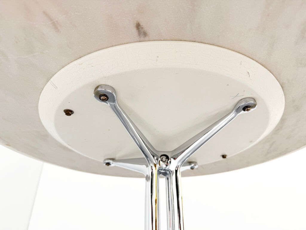 Table basse / table d'appoint La Fonda, marbre, par Charles et Ray Eames pour Herman Miller, Allemagne, années 1970.