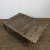Industrial plant pallet coffee table