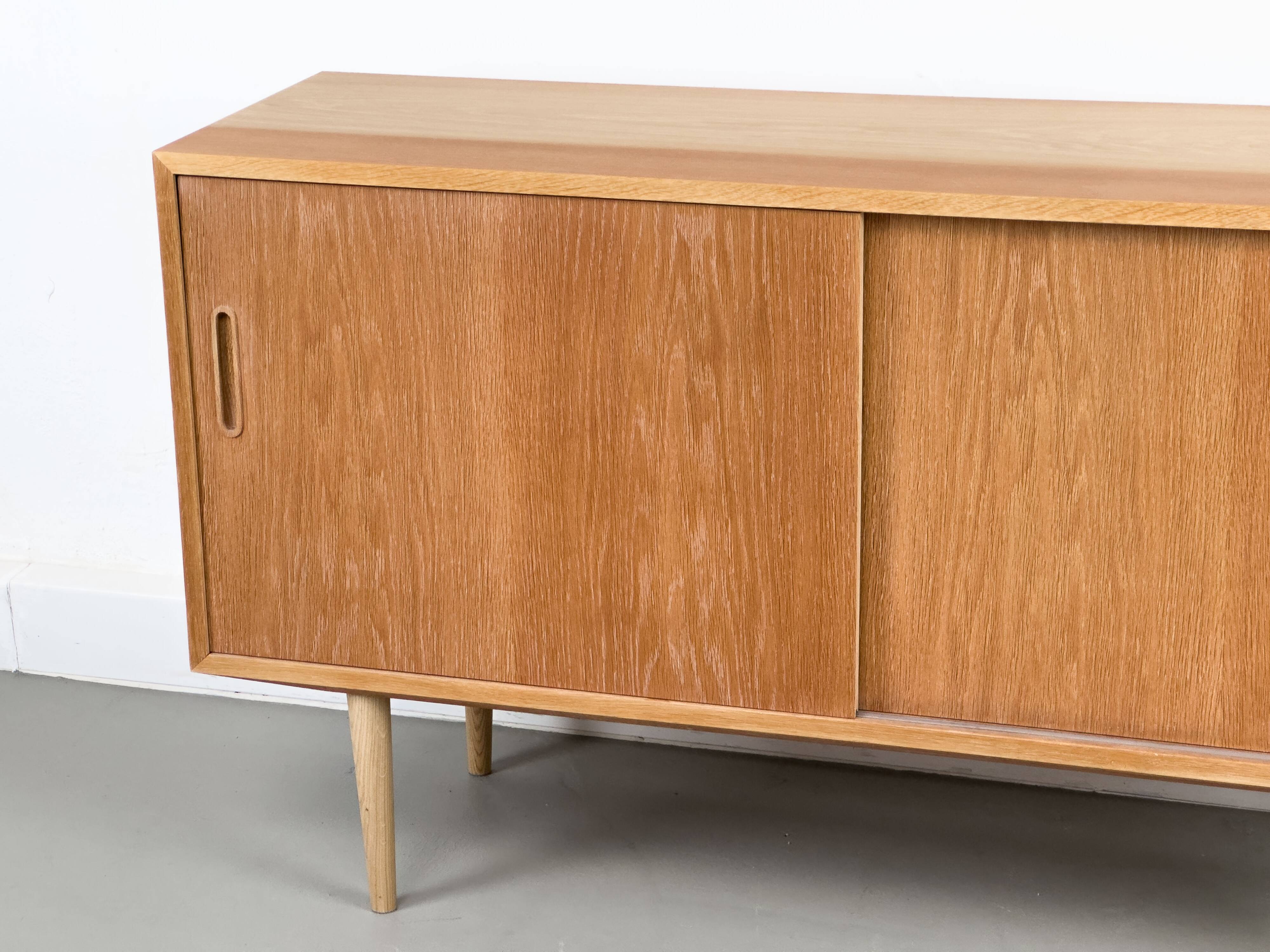 Danish Oak Sideboard by Carlo Jensen for Hundevad & Co., 1960s