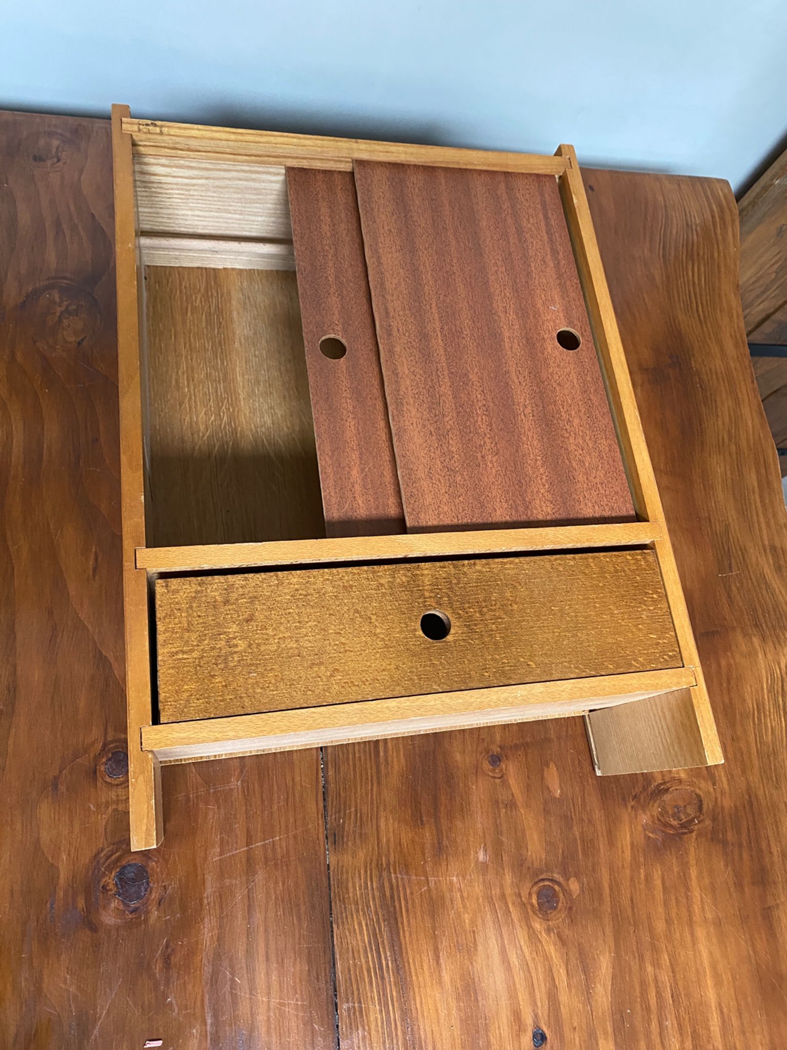 Armoire de rangement