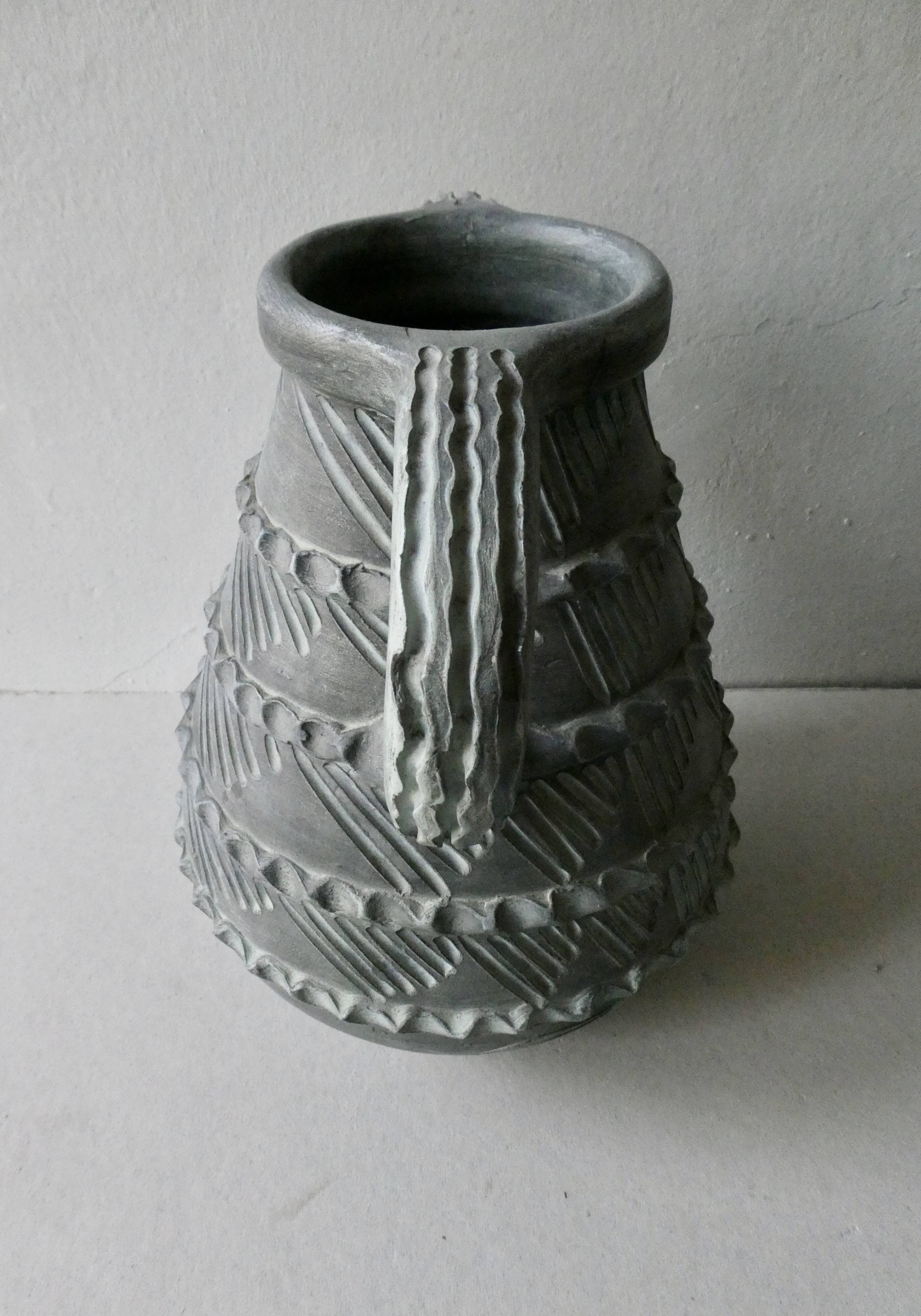 Patinated terracotta vase, brutalist style, Gerunda Spain, height 31 cm