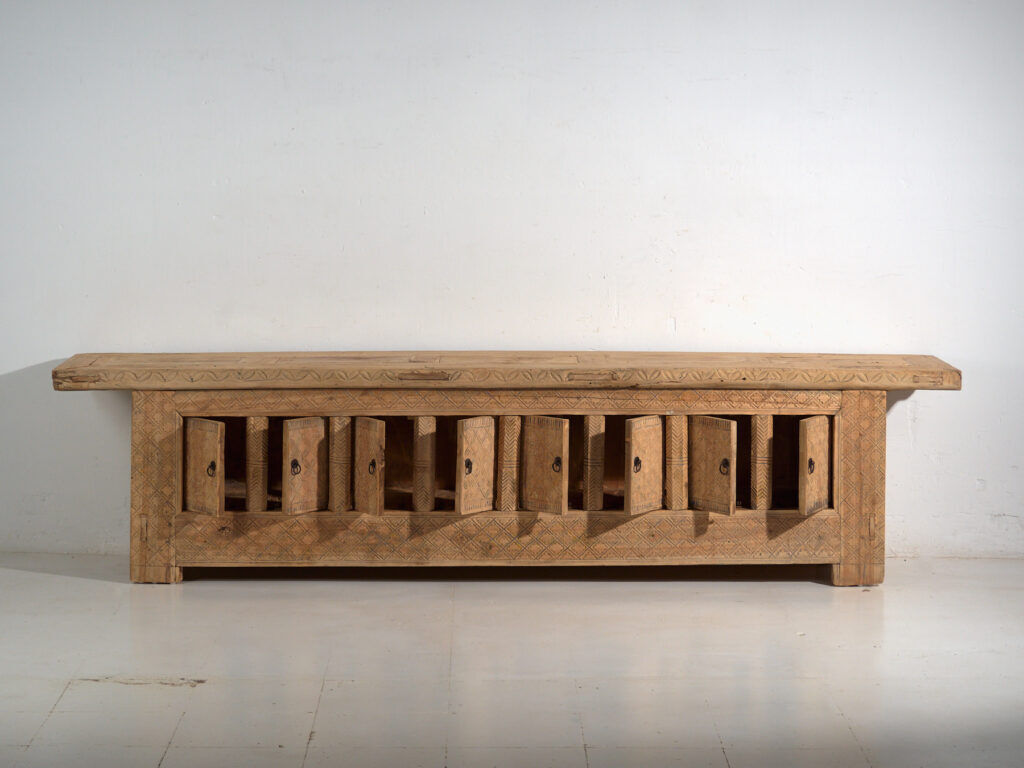 Old carved pine wood buffet – China, circa 1900