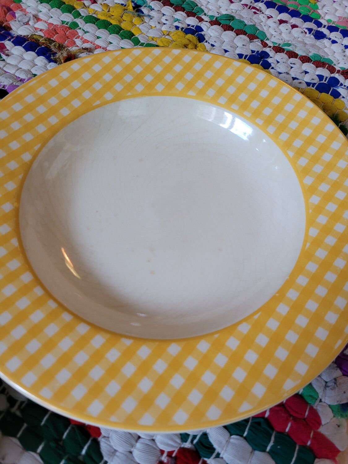 Set of 2 hollow plates opaque porcelain
