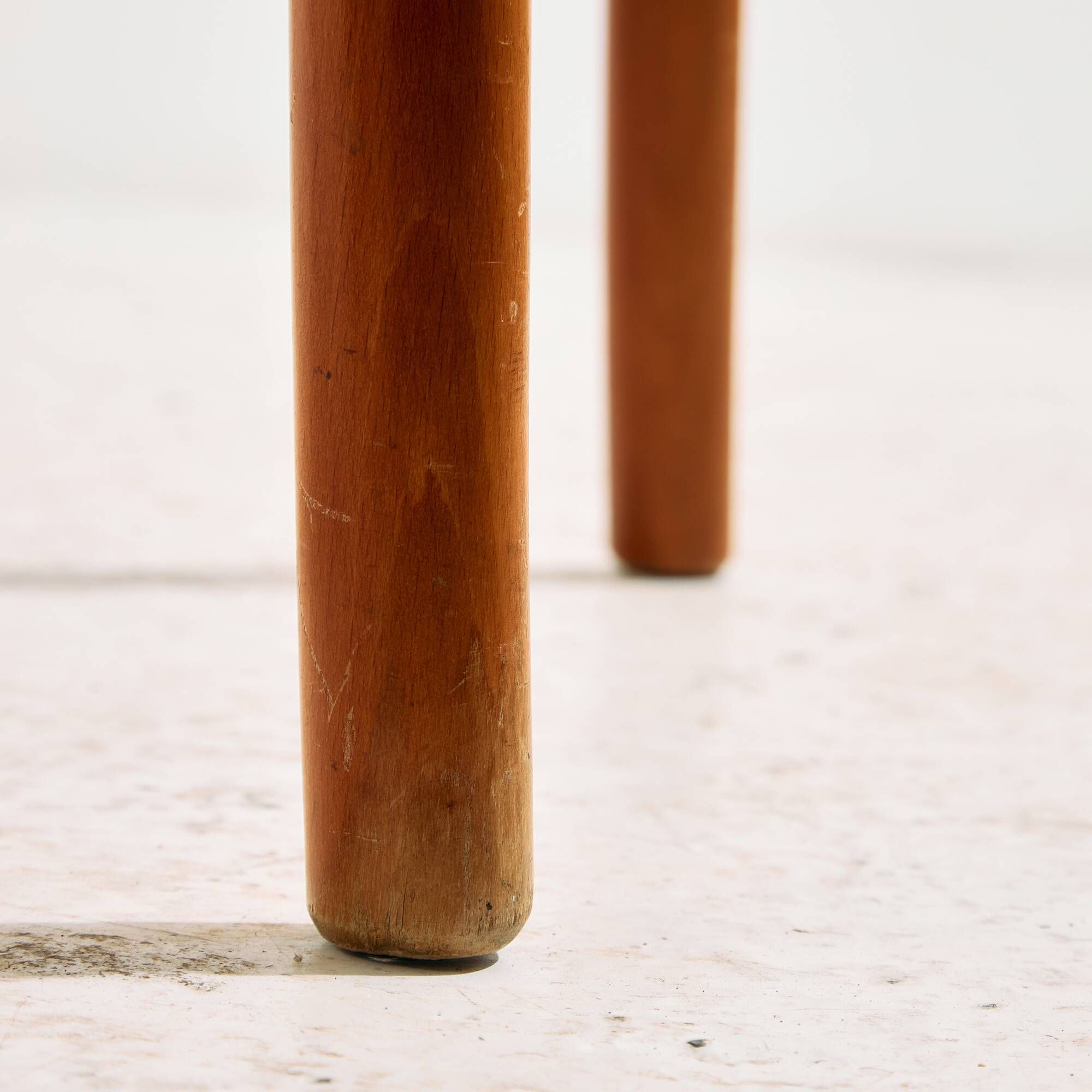 MK9799 Beech armchair