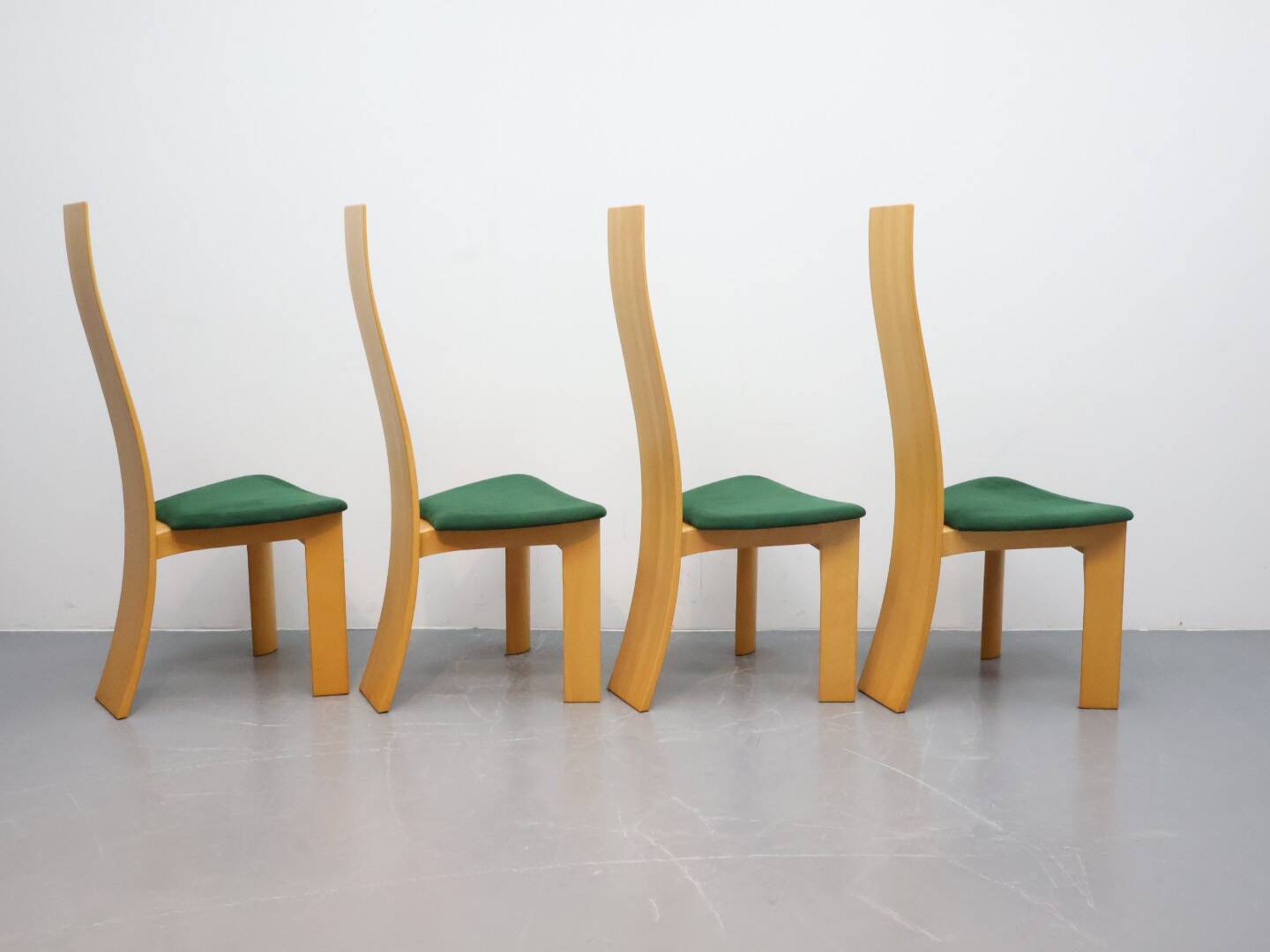 Ensemble de 4 chaises design Iris chair Bob van den Berghe