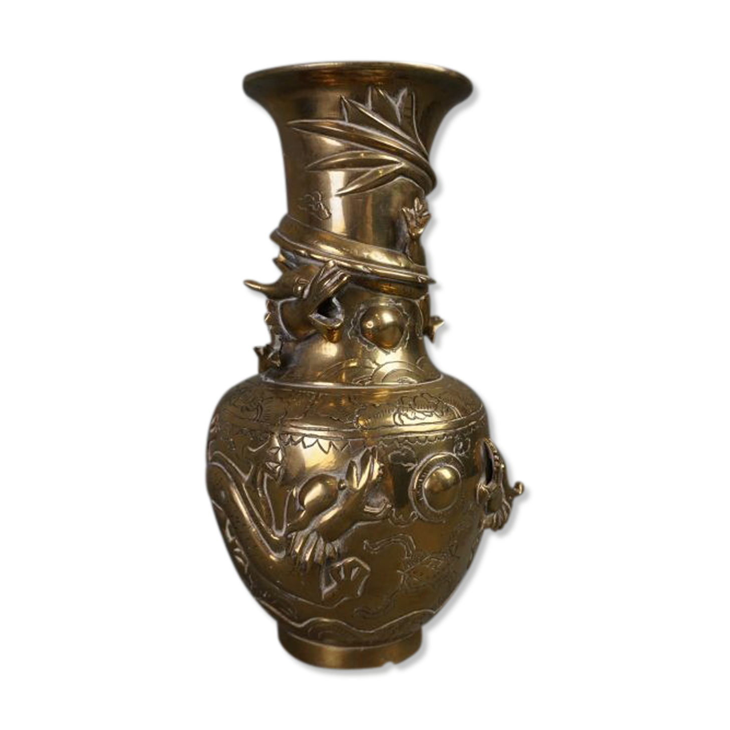 Chinese dragon brass vase, 1920