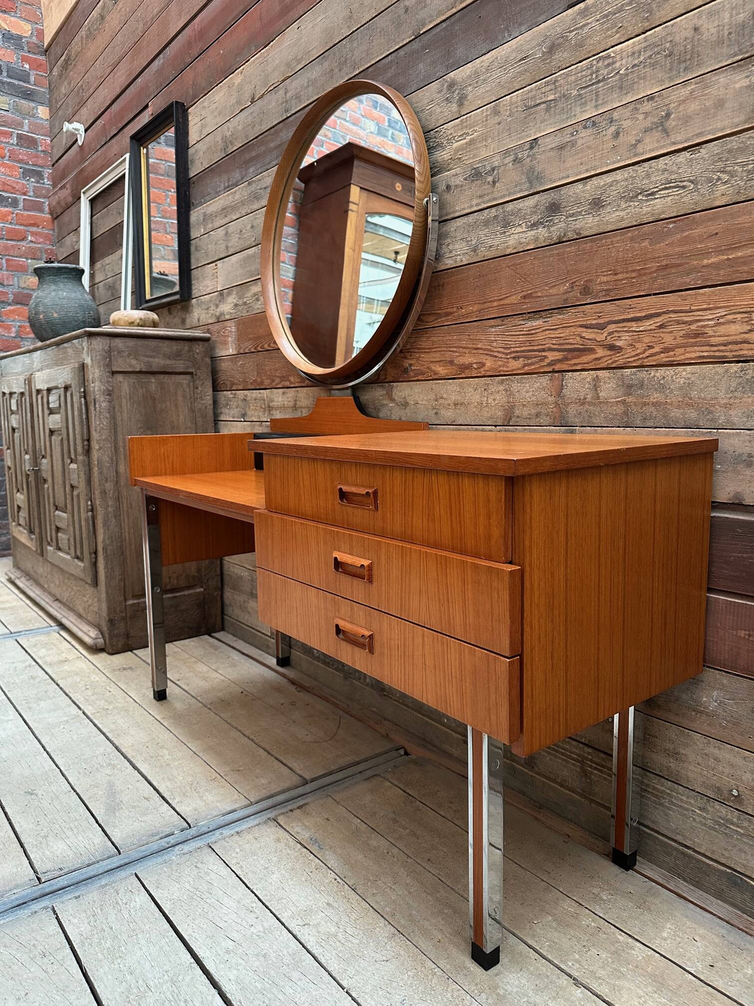 Coiffeuse années 60