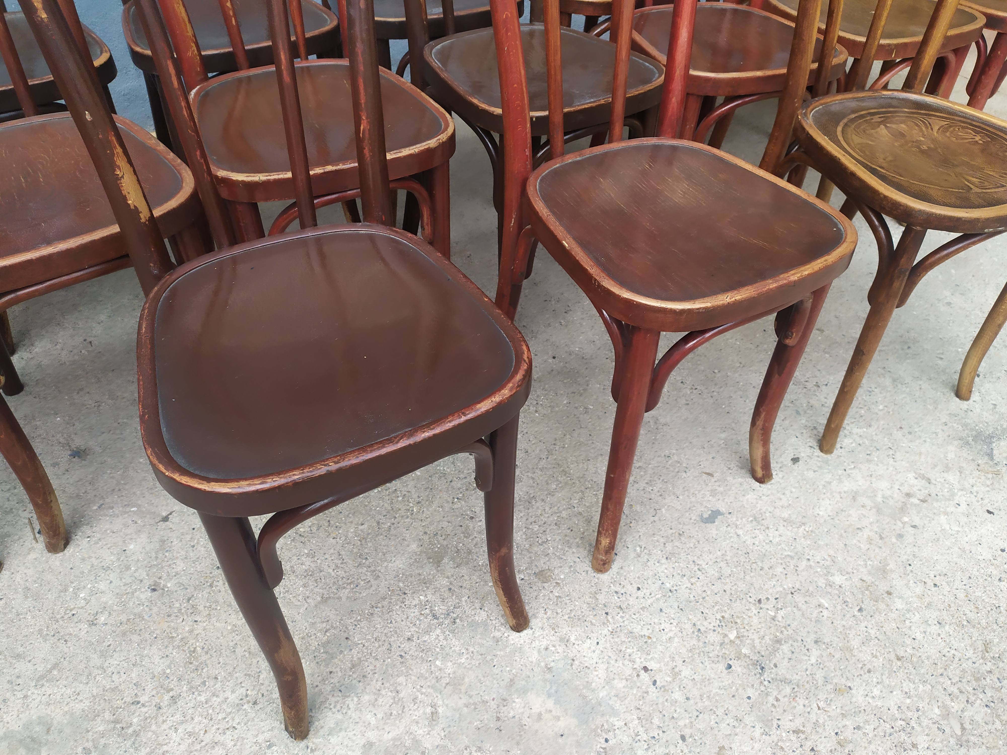 Lot de 16 chaises bistrot