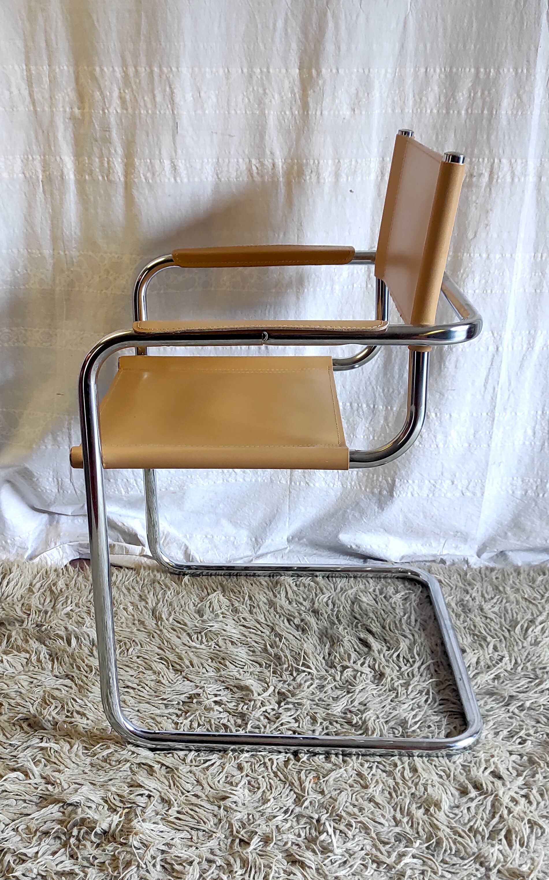 Design armchair Bauhaus cantilever – 80s/90s