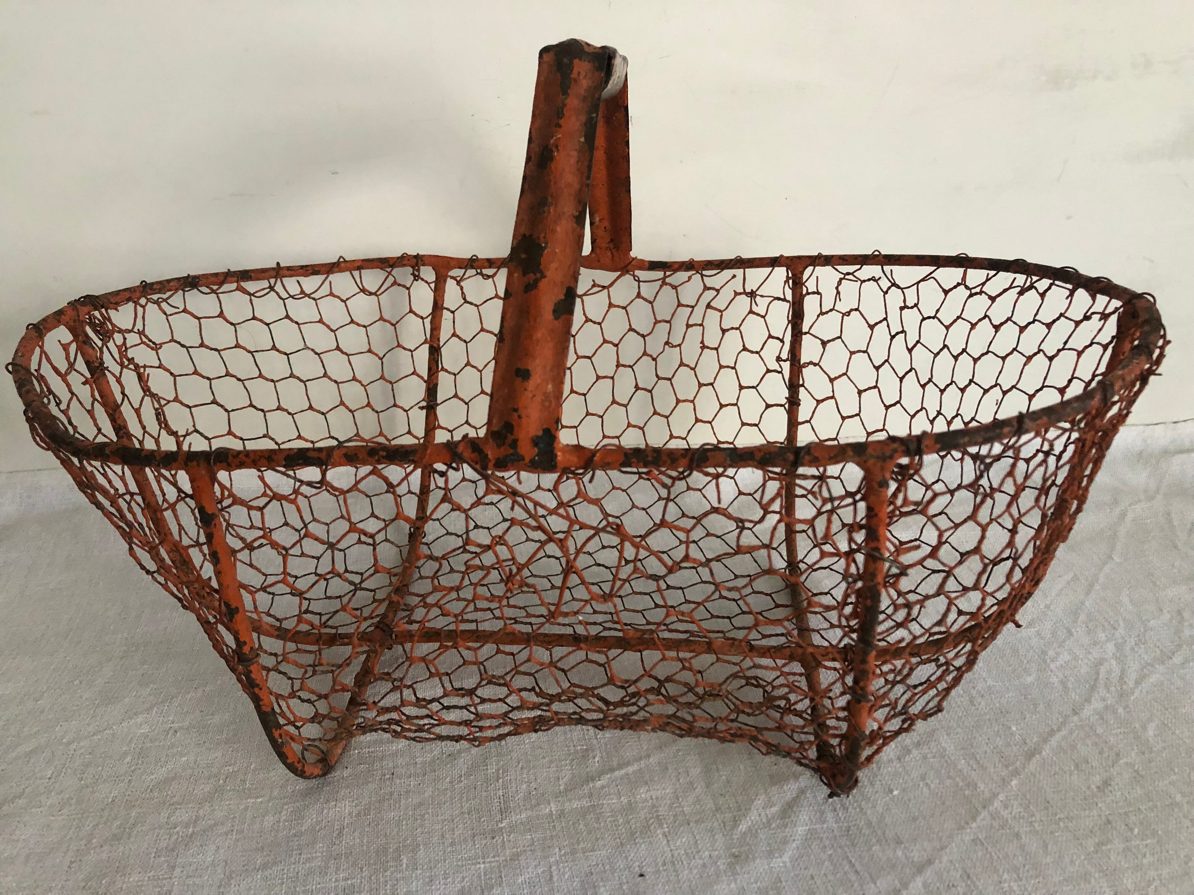 Garden mesh basket or log basket