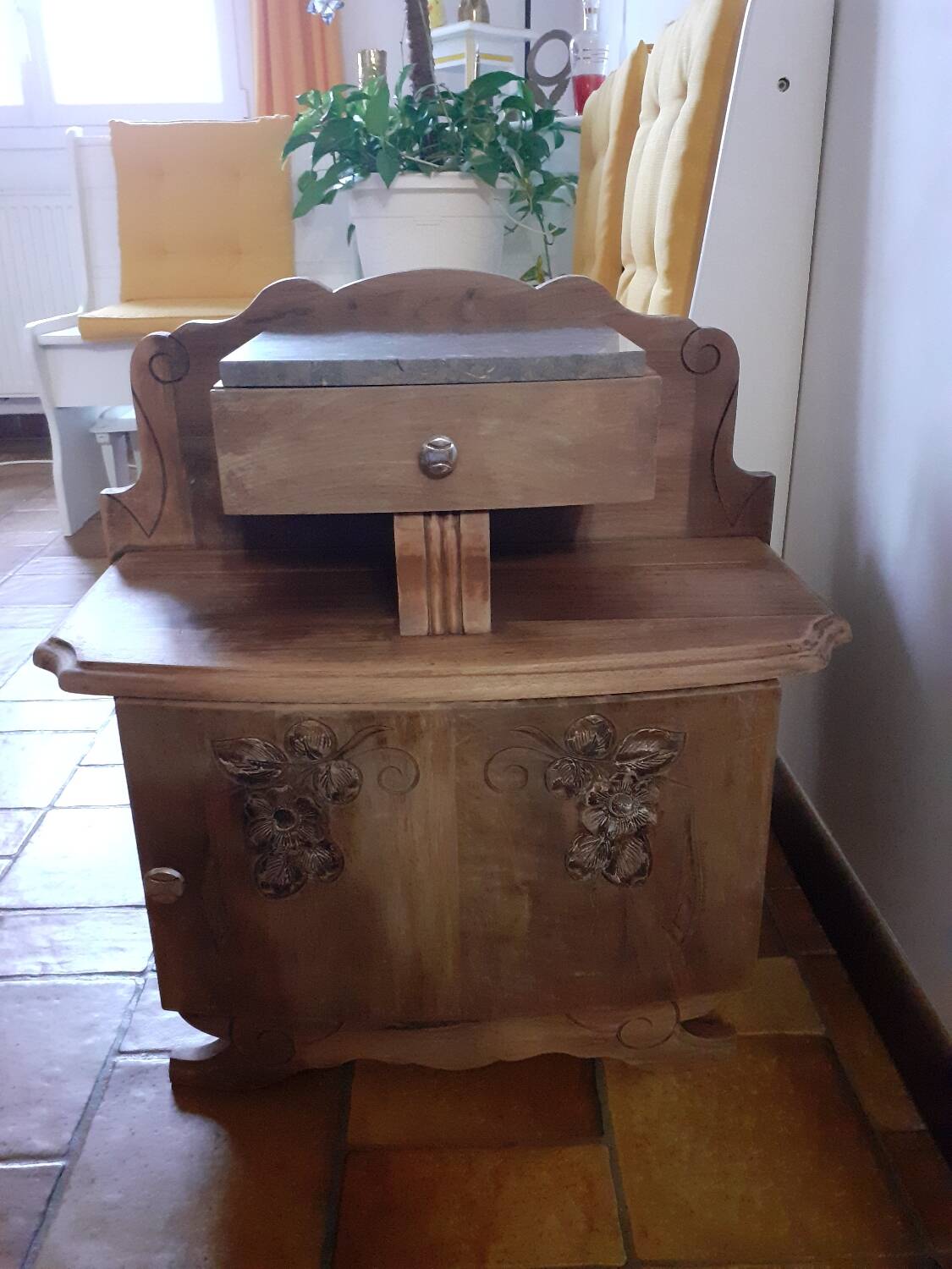 Bedside table