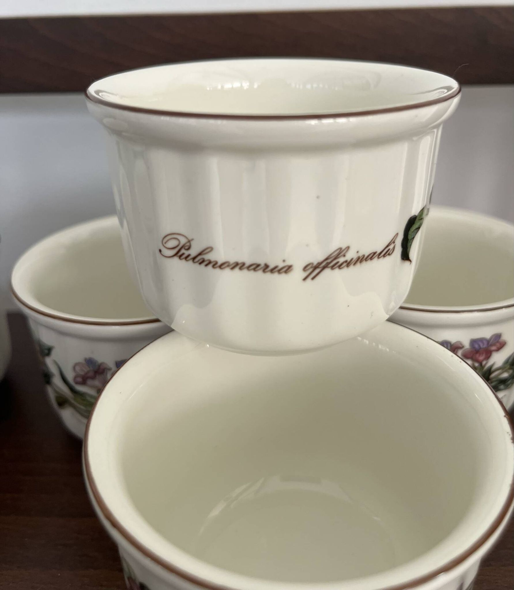 Set of 6 Villeroy and Boch ramekins