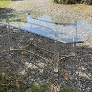 Table attribuée à Maison Roméo