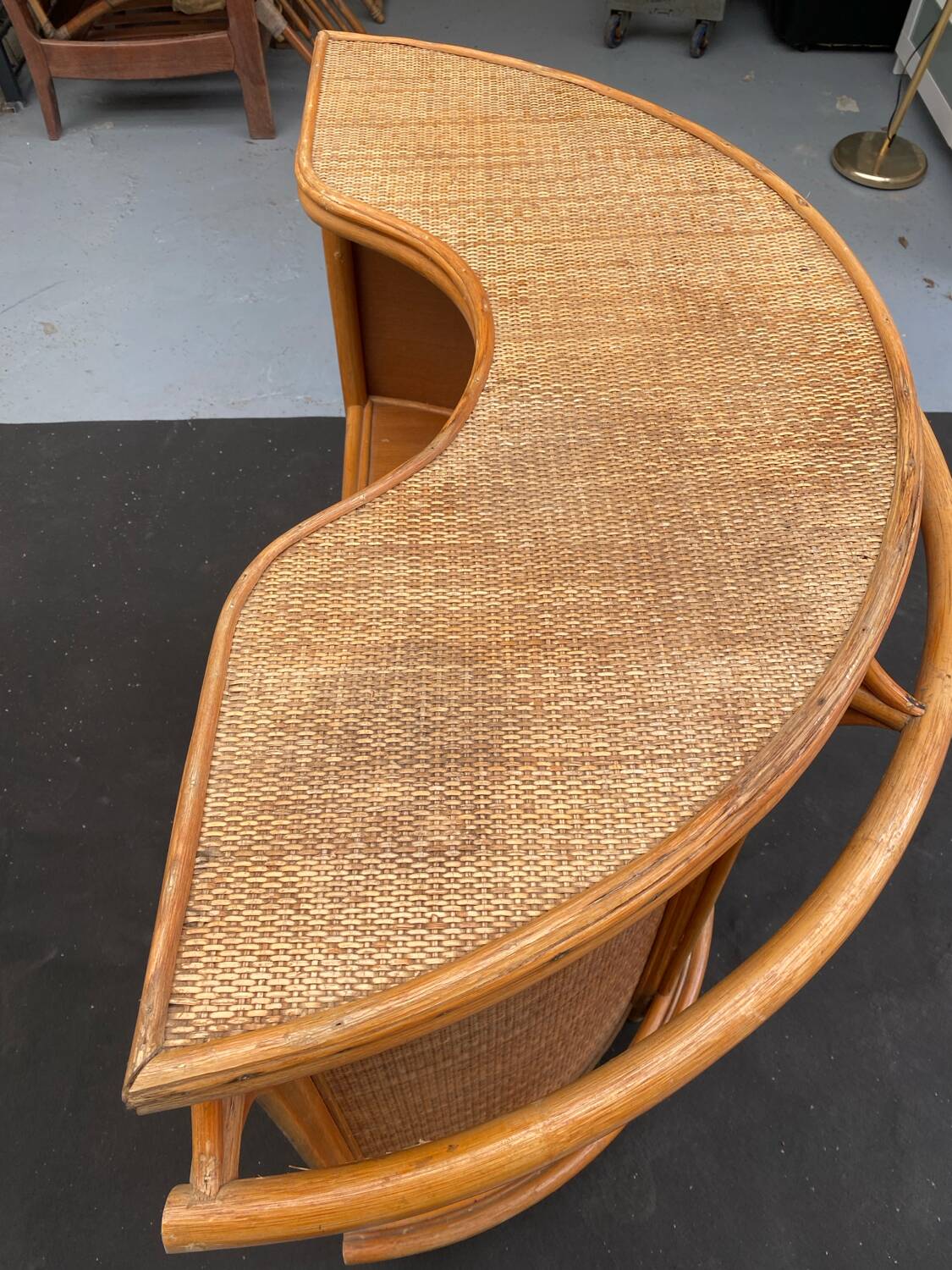 Vintage rattan bar