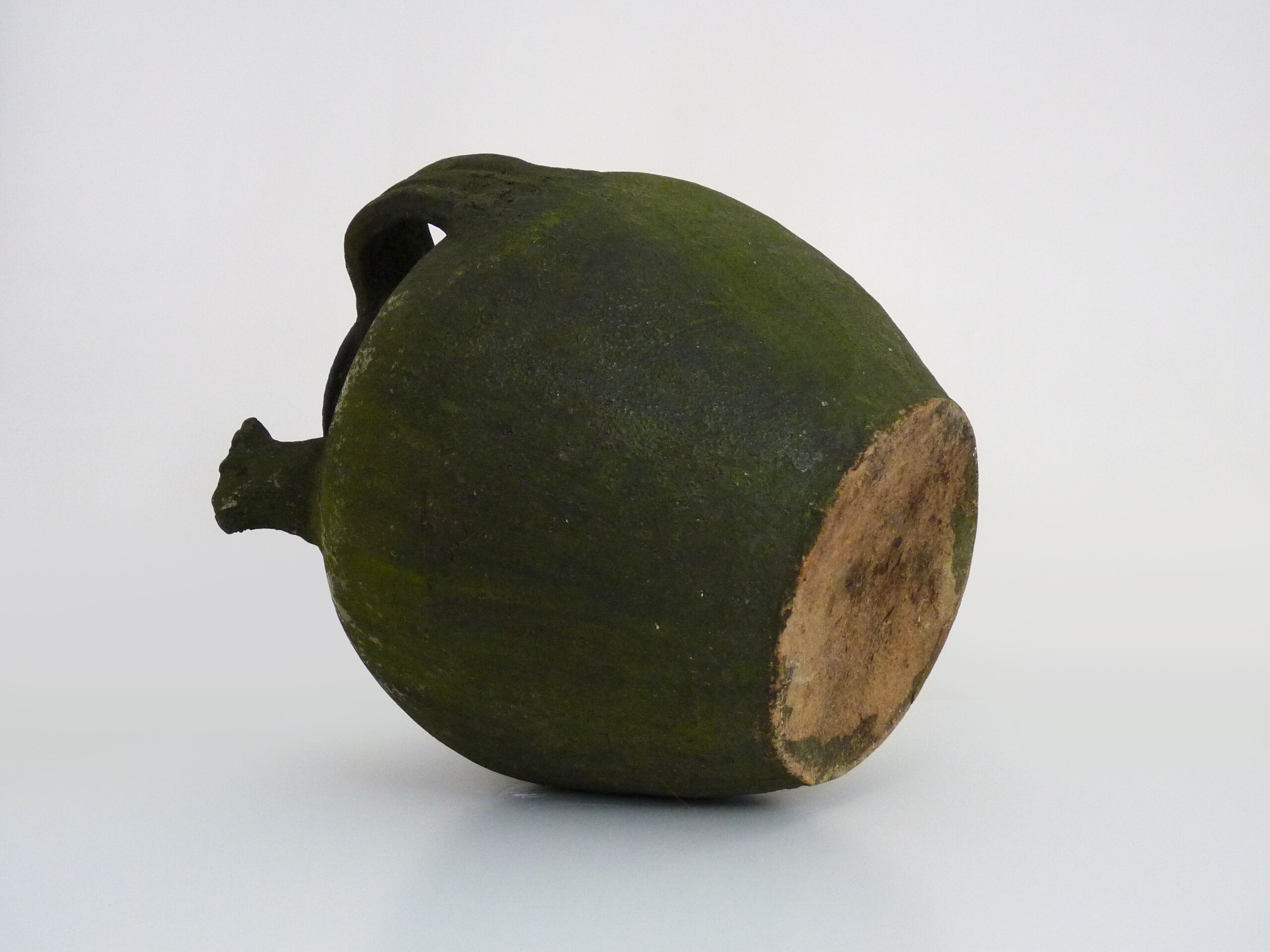 Nineteenth century walnut oil jar of Périgord