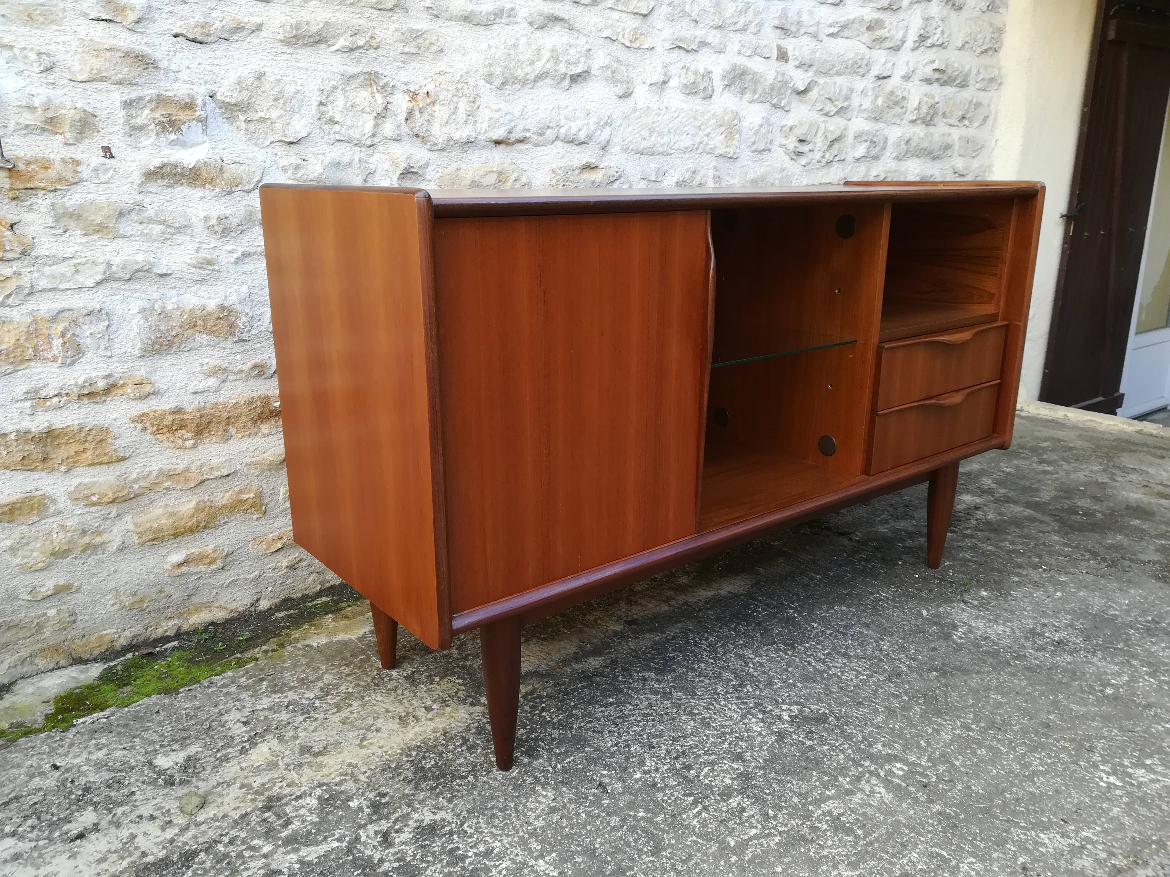 Scandinavian enfilade