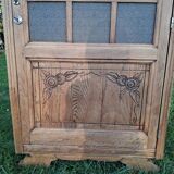 Glass-fronted hosiery cabinet