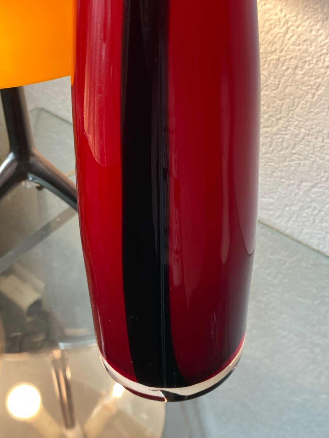 Grand vase, type soliflore, en verre multicouches