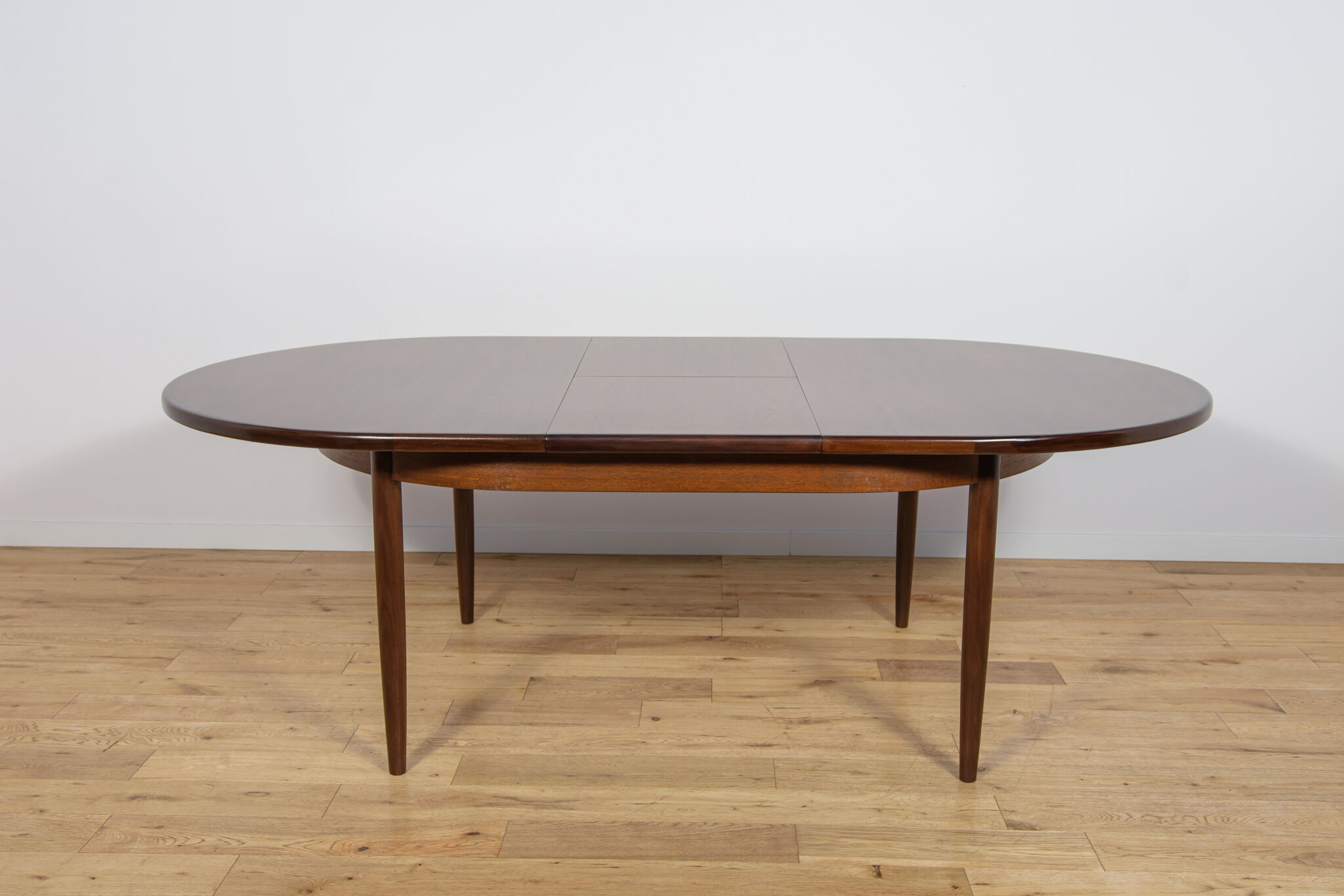 Mid-century modern teak oval dining table from G-Plan, United Kingdom, 1960s