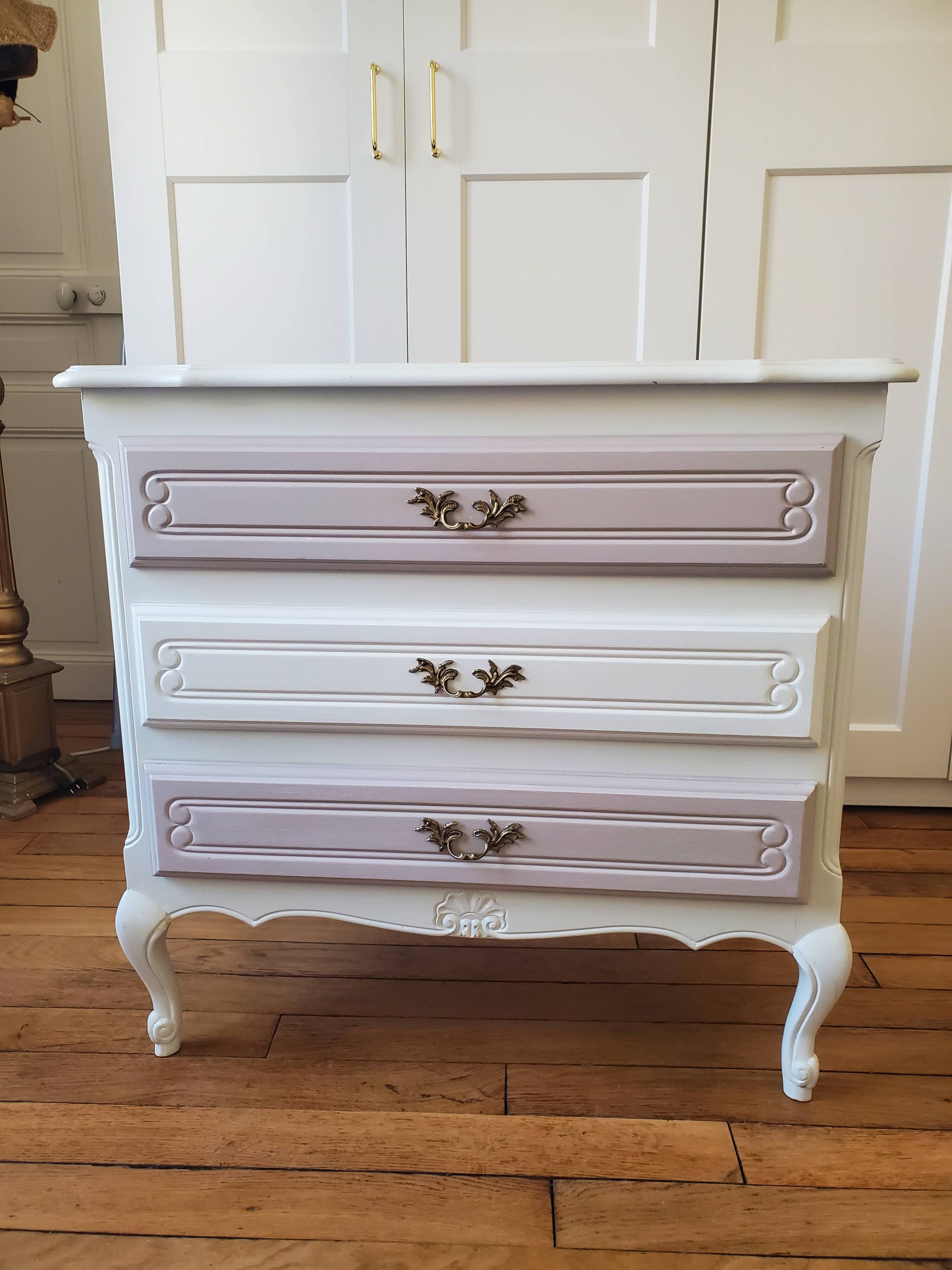 Dresser repainted in off-white and grey-pink colours.